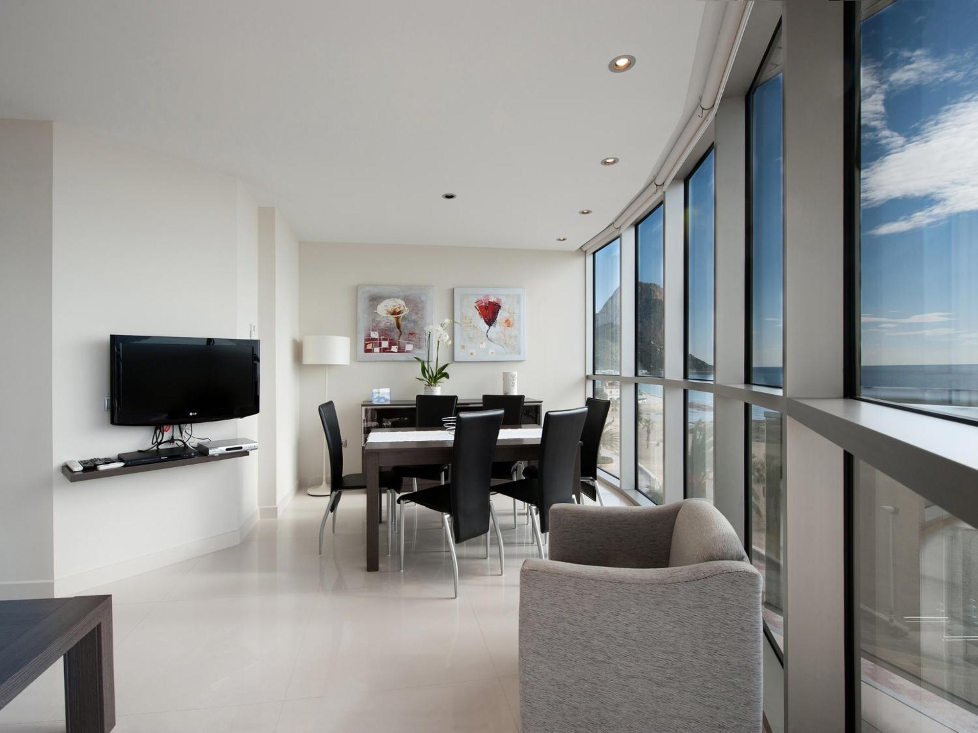 Apartamentos Vista Bella カルプ エクステリア 写真